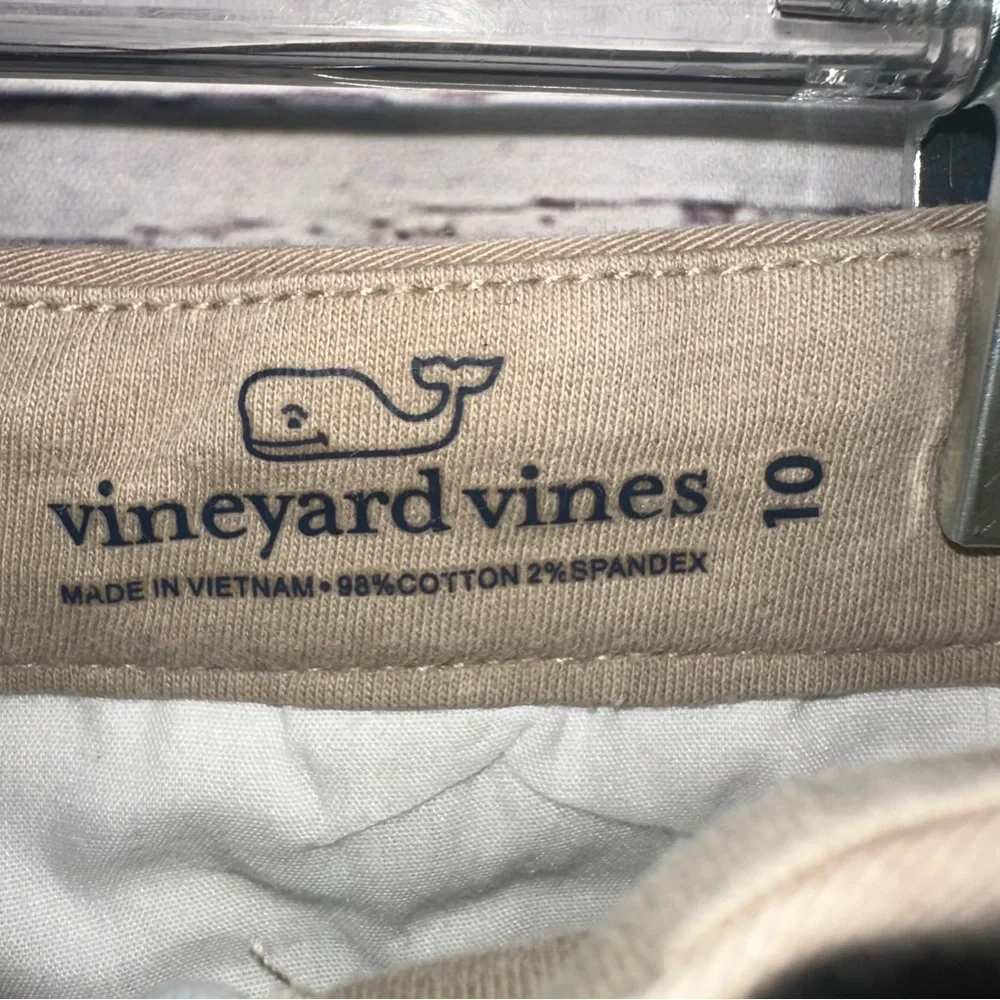 Vineyard Vines Khaki Performance Breaker Shorts Size 10 - Picture 3 of 4